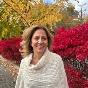 Meet your Posher, Dawn